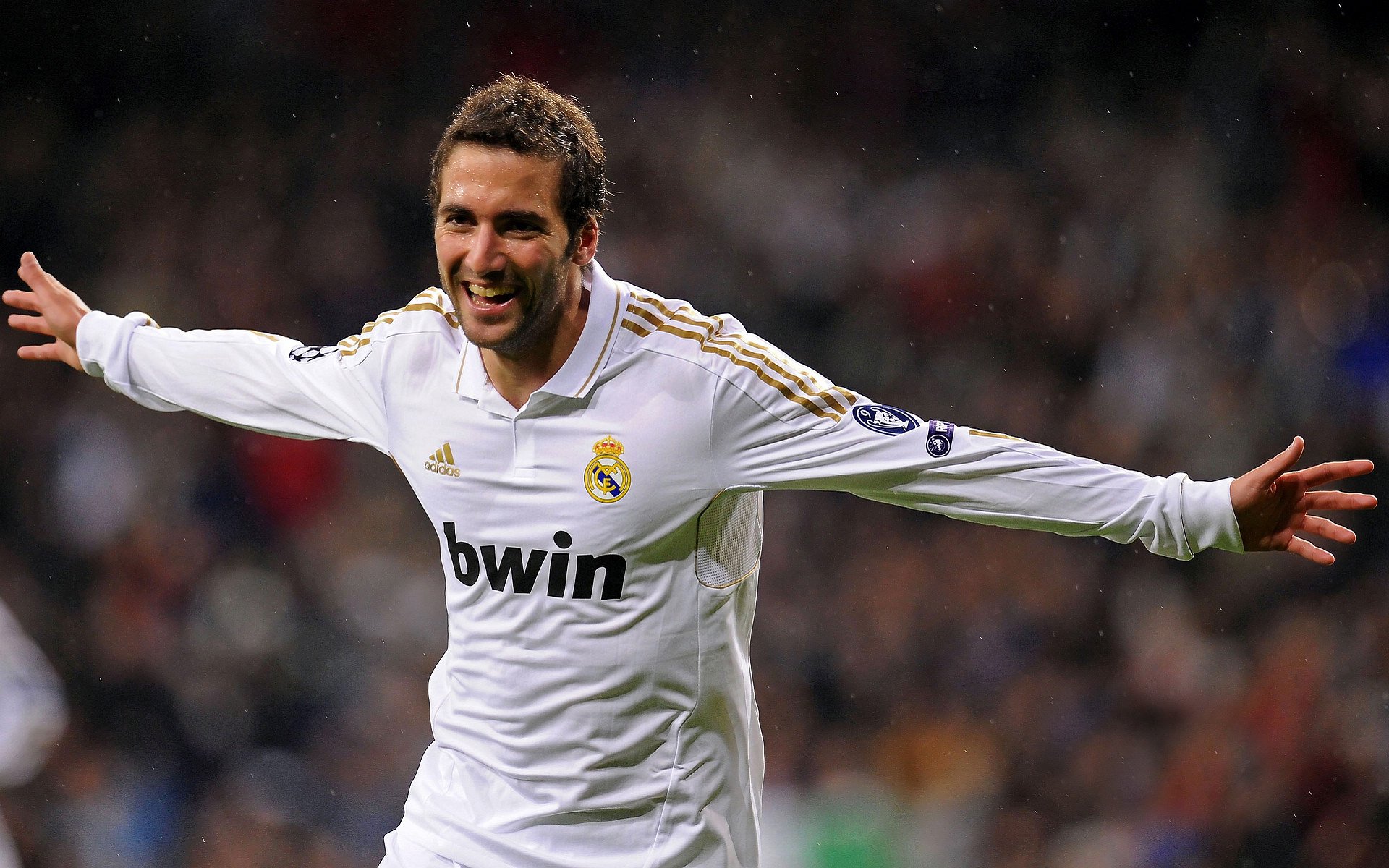 跟踪报道：中超最新积分榜变动背后玄机，中超积分战报