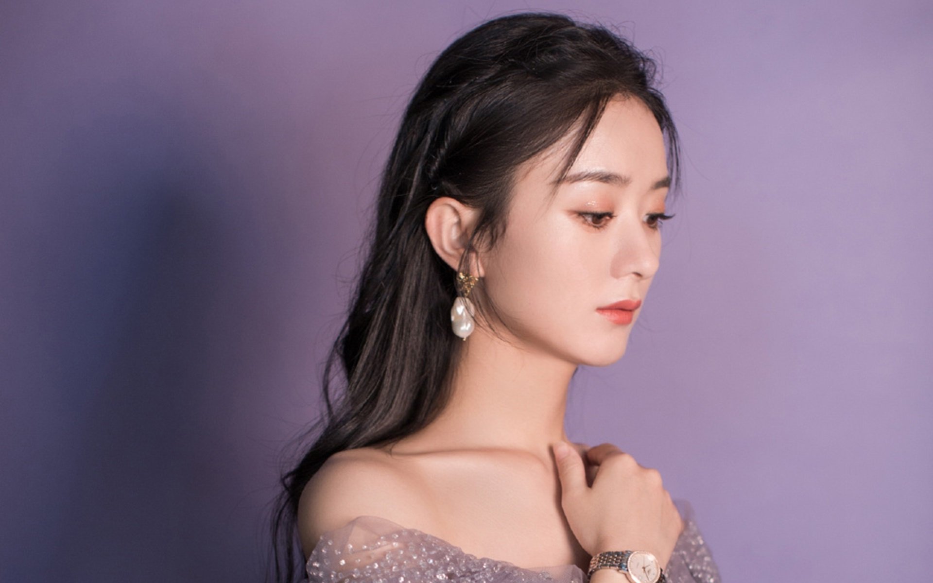 九游下载安装-巴萨主场3-2战胜巴拉多利德，进攻端表现出色，巴萨主场1-2遭对手逆转